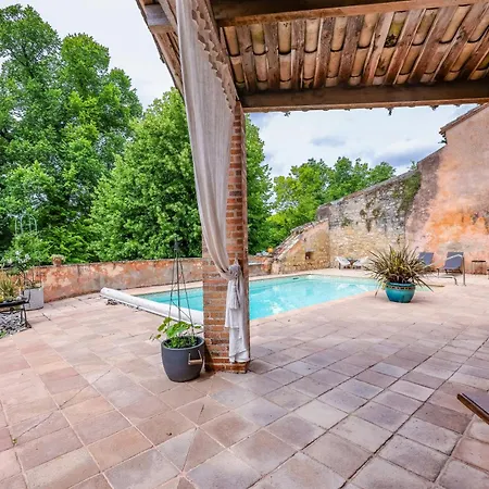 Le Refuge De La Breche * 卡于扎克叙尔韦尔