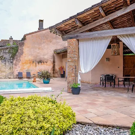 Le Refuge De La Breche - Charme & Serenite A *