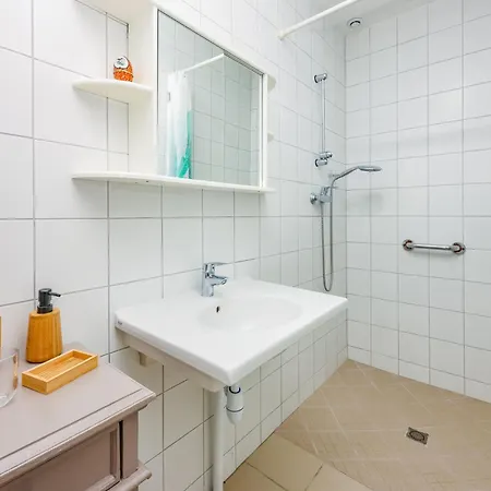 Le Refuge De La Breche