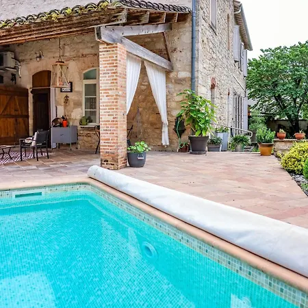 아파트 Le Refuge De La Breche *